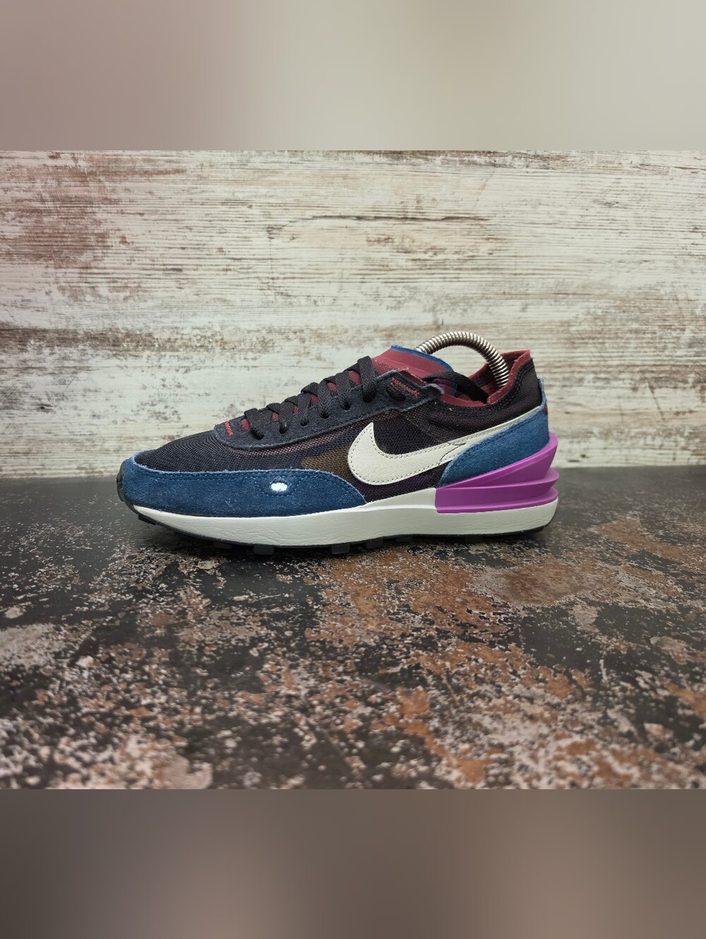 Womens Nike Waffle One Running Athletic Shoes Sz 8 Used DC2533 005
